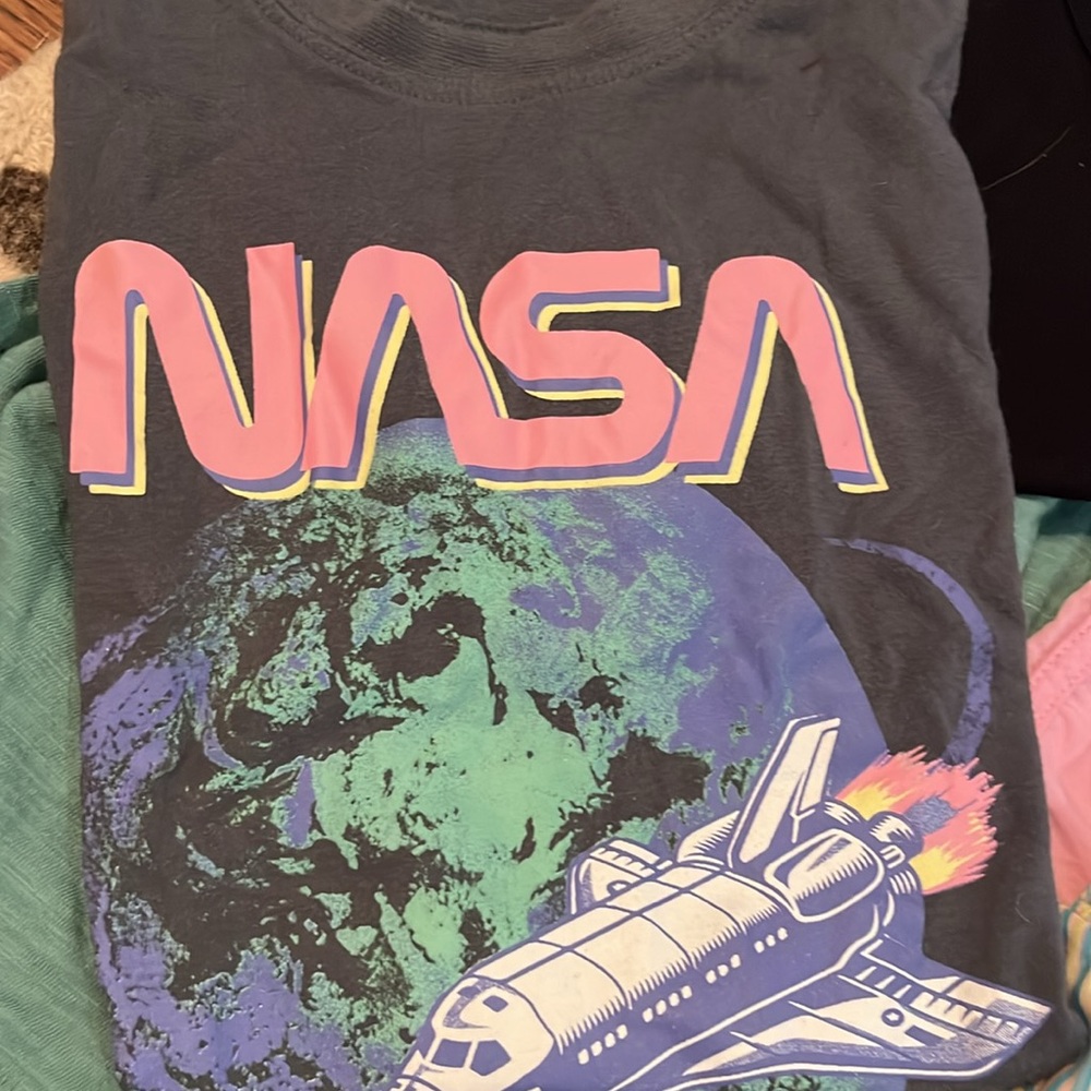 Amazing deal! Medium/size 8 bundle of clothes - Picture 4 of 11